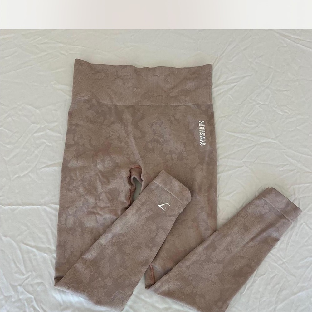 Gymshark Pink Camo Leggings